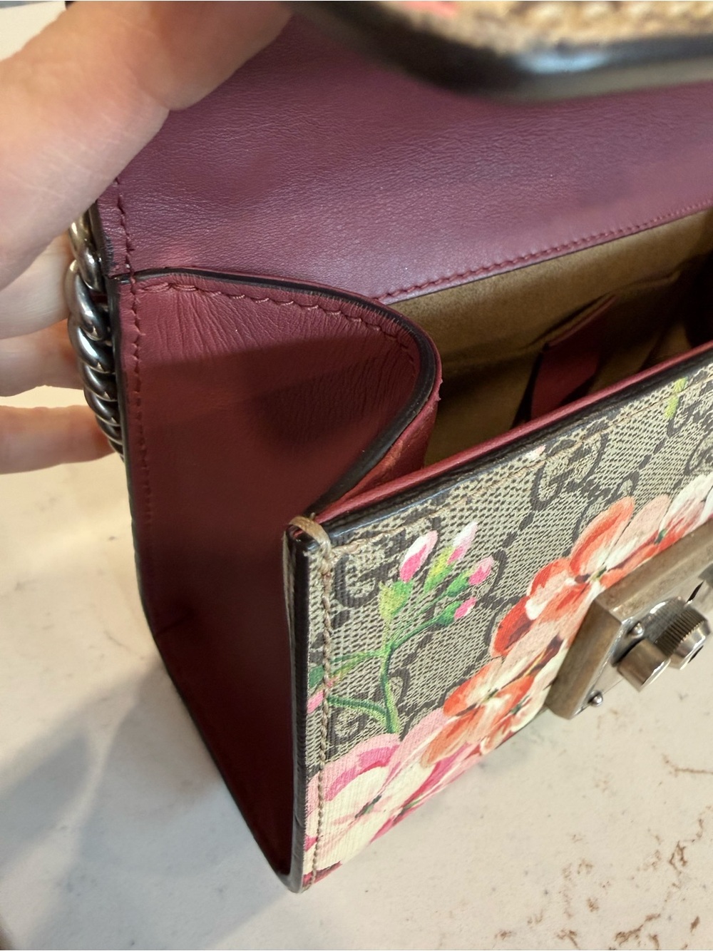Gucci Floral Blooms GG Supreme Crossbody Shoulder Bag - Picture 8 of 9